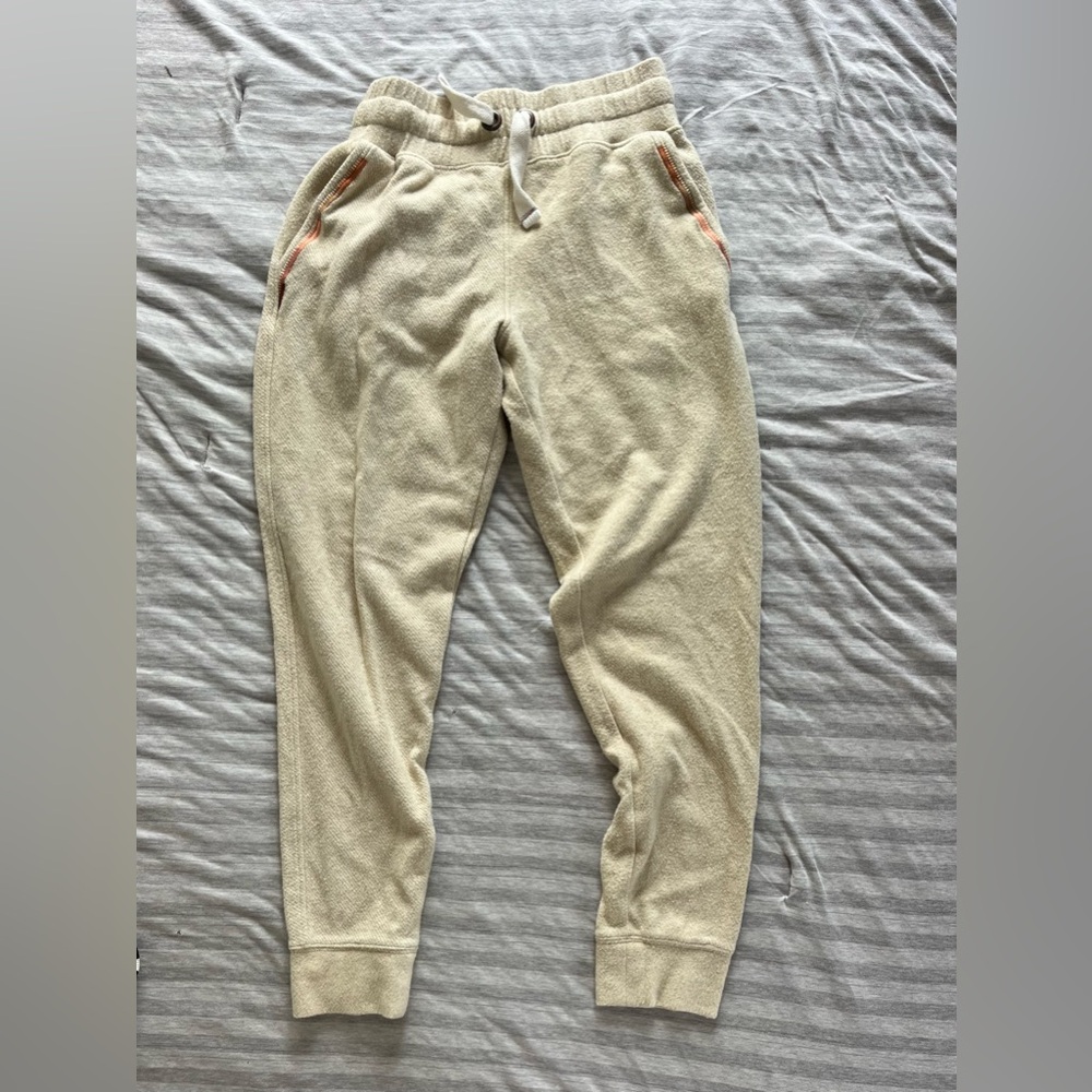 Faherty Cream Jogger Sweatpants